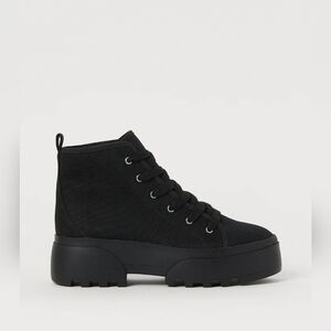 H&M DIVIDED Black Platform Canvas Boots Size 10